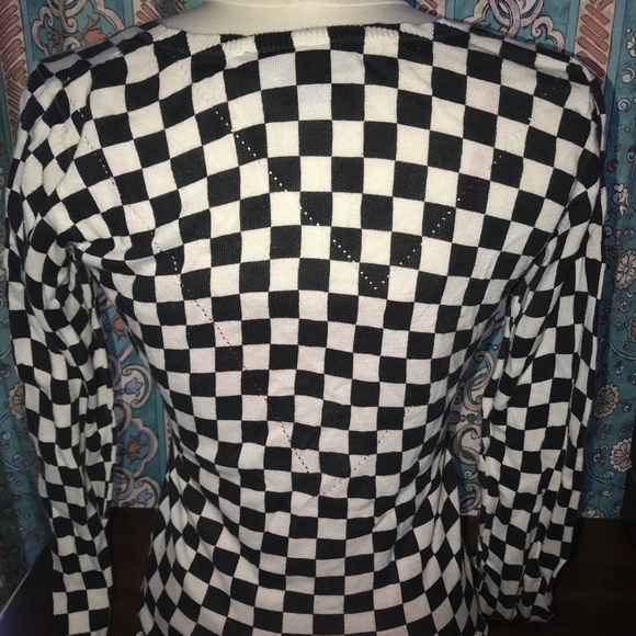 VOLCOM black and white check size small ladies knit top MOD - Picture 9 of 17